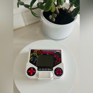 Vintage Marvel Spider-Man Handheld Game 🕷️🕸️